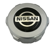 Nissan Крышка ступицы 40111